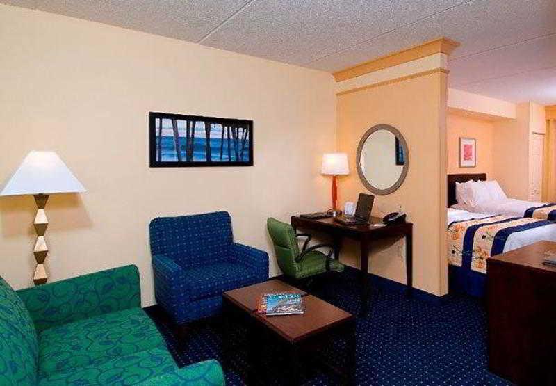 สปริงฮิลล์ สวีท นอร์ฟอล์ค โอลด์ ดอมิเนียน ยูนิเวอร์ซิตี้ Hotel นอร์ฟอล์ก ภายนอก รูปภาพ